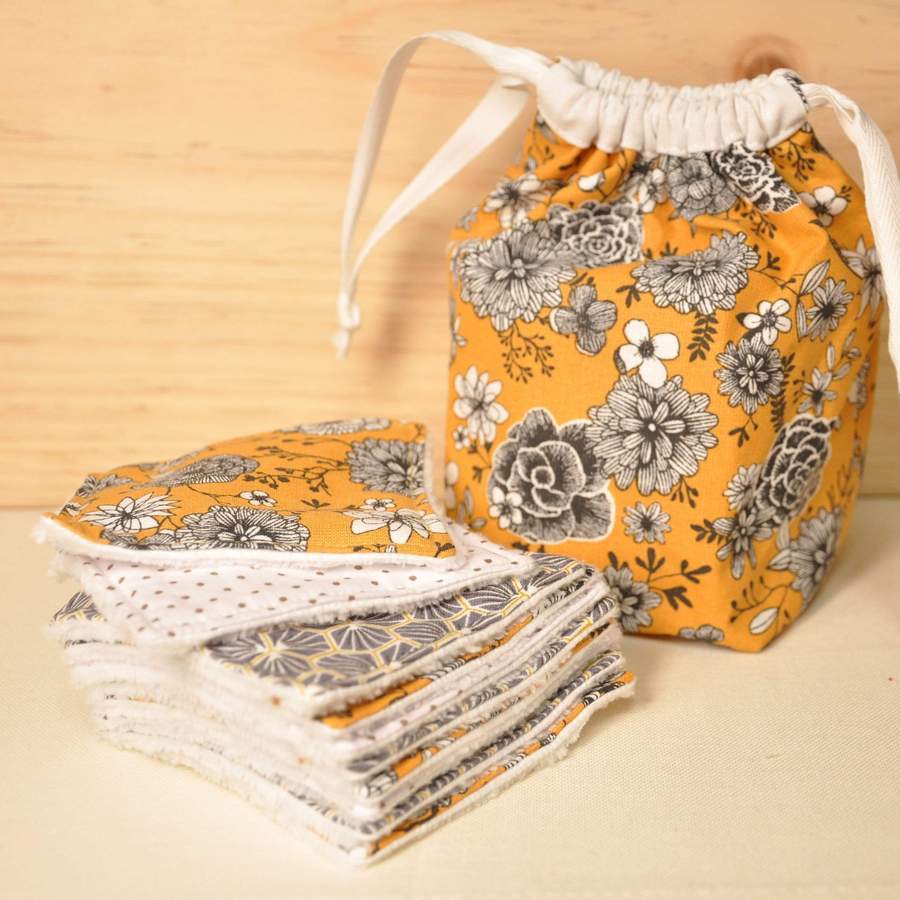 Lot de 10 démaquillettes et son pochon "Fleurs d'or" Joli Tintamarre vrac-zero-dechet-ecolo-balma-gramont